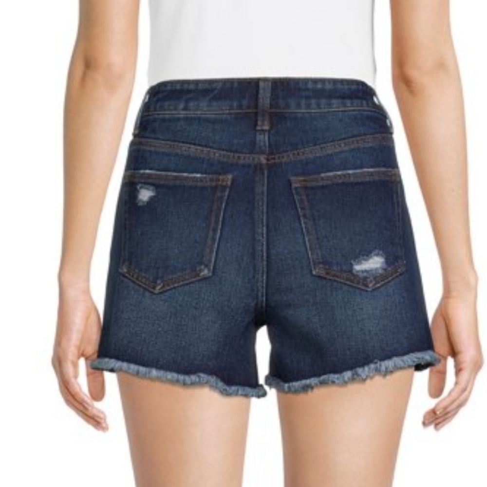 𝅺TIME and Tru Women's High Rise Frayed Hem Vintage Denim Short - Picture 3 of 7